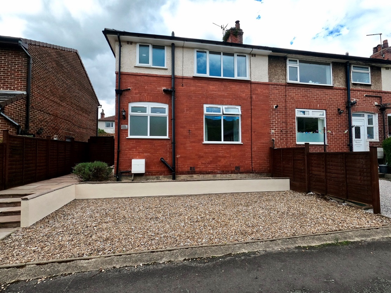 Mytholmroyd 3 Bed End Terrace, The Drive, HX7 To Rent Now for £1,075.00 p/m