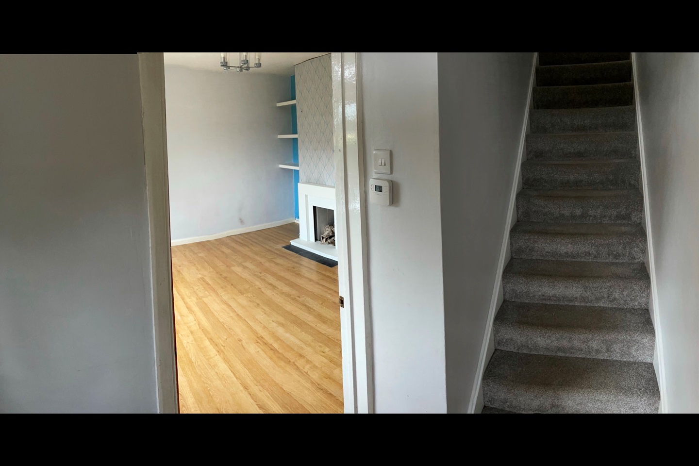 Merstham, Redhill 3 Bed Terraced House, Purbeck Close, RH1 To Rent