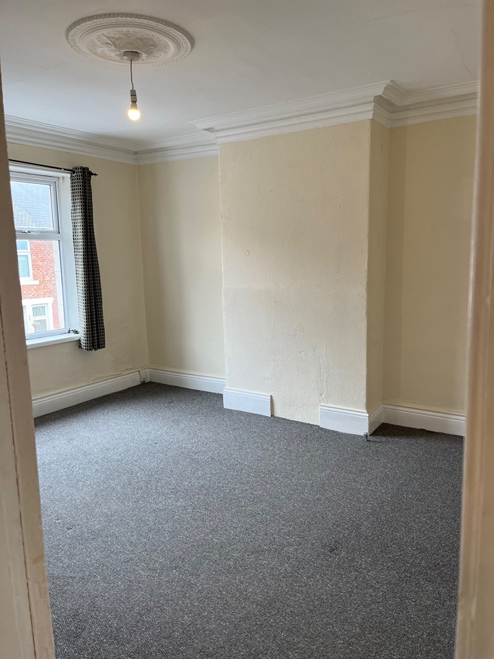 Gateshead 2 Bed Flat, Dunston, NE11 To Rent Now for £650.00 p/m