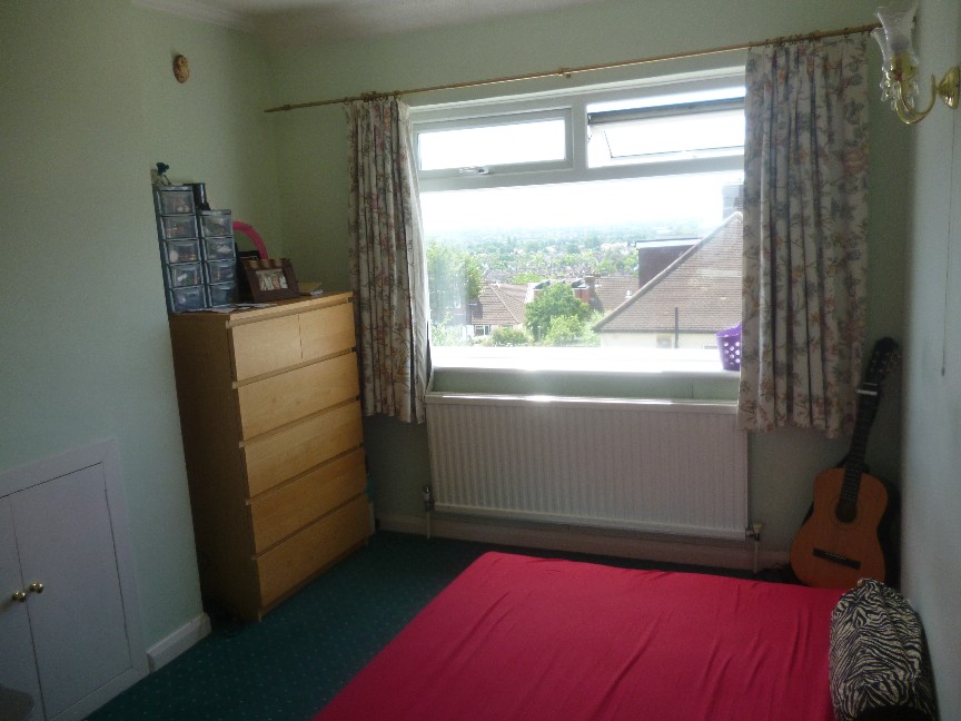 London 3 Bed End Terrace, Castlewood Drive, SE9 To Rent Now for £