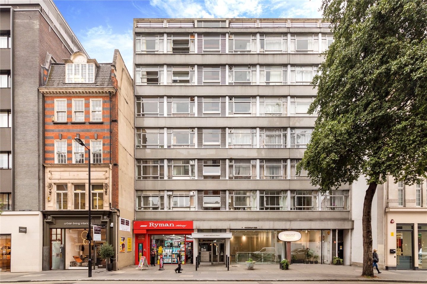 London Room in a Shared Flat, Great Portland Street, W1W To Rent