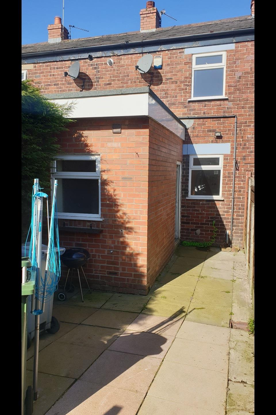 Macclesfield 2 Bed Terraced House, Vernon Street, SK10 To Rent Now