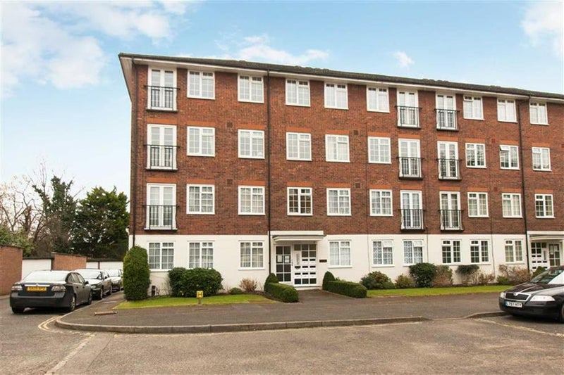 Ealing 2 Bed Flat, St Peters Way, W5 To Rent Now for £1,600.00 p/m