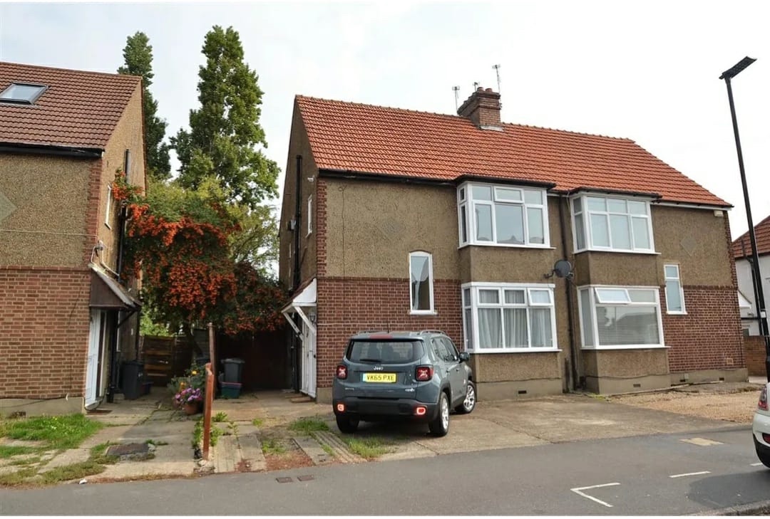 Bedfont 1 Bed SemiDetached House, Imperial Road, TW14 To Rent Now