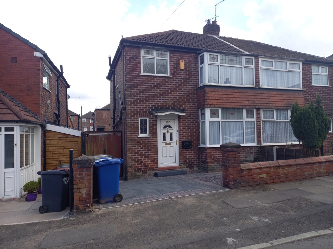 Prestwich, Manchester 3 Bed SemiDetached House, Downham Crescent