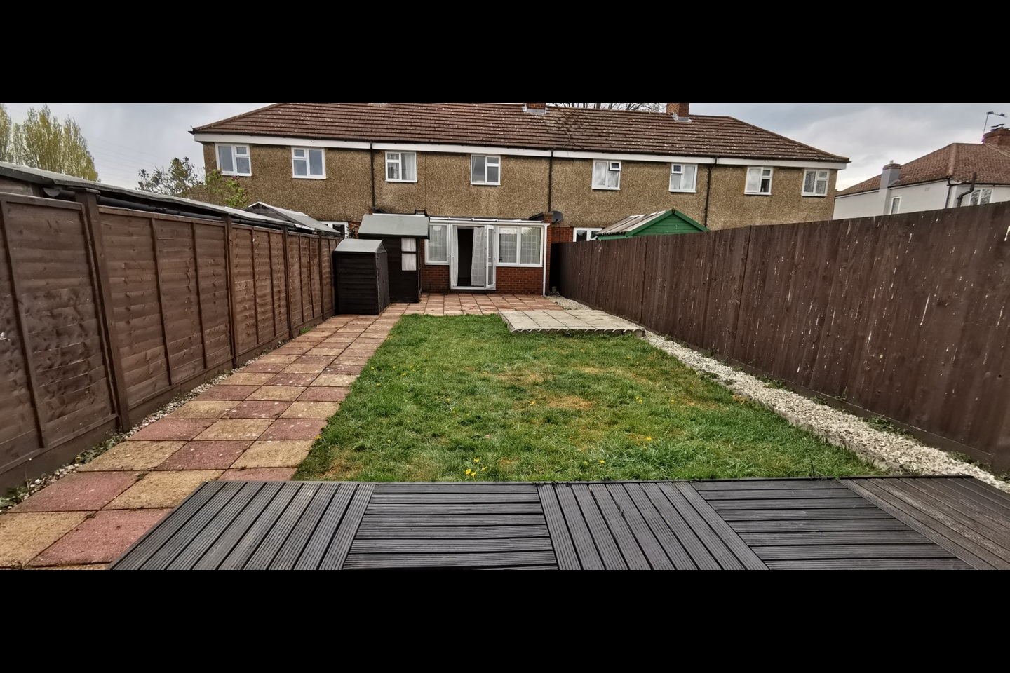 Leatherhead 3 Bed Terraced House, Cleeve Road, KT22 To Rent Now for