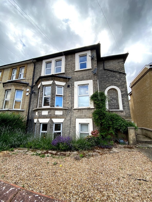 Croydon 2 Bed Flat, Outram Road, CR0 To Rent Now for £1,200.00 p/m