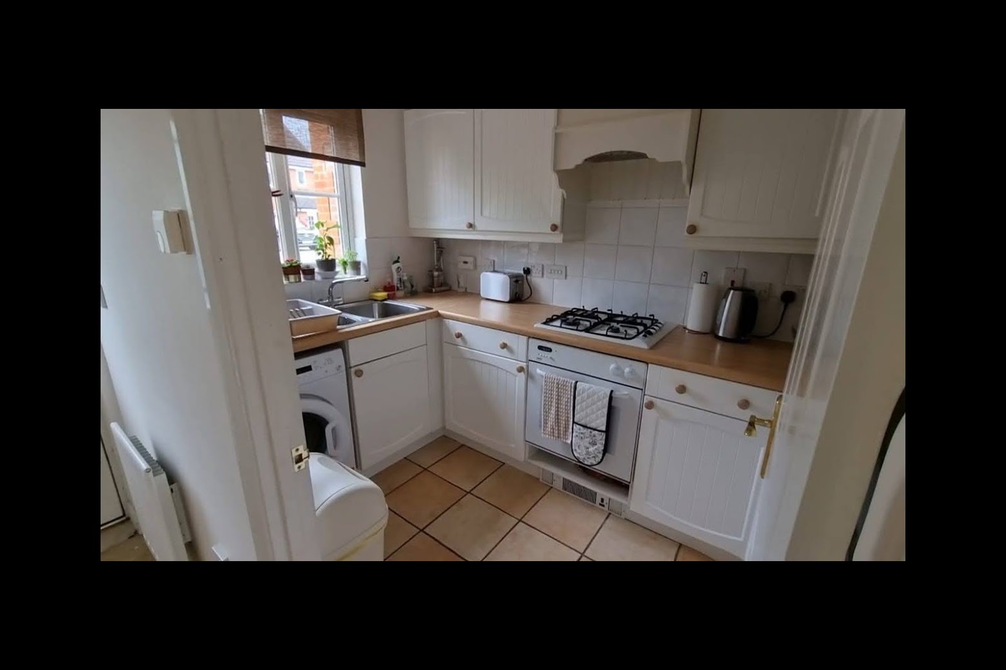 Leighton Buzzard 2 Bed Terraced House, Newton Way, LU7 To Rent Now
