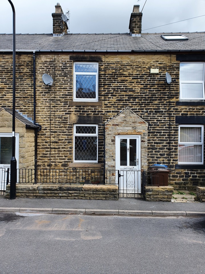 Stocksbridge, Sheffield 3 Bed Terraced House, Pot House Lane, S36
