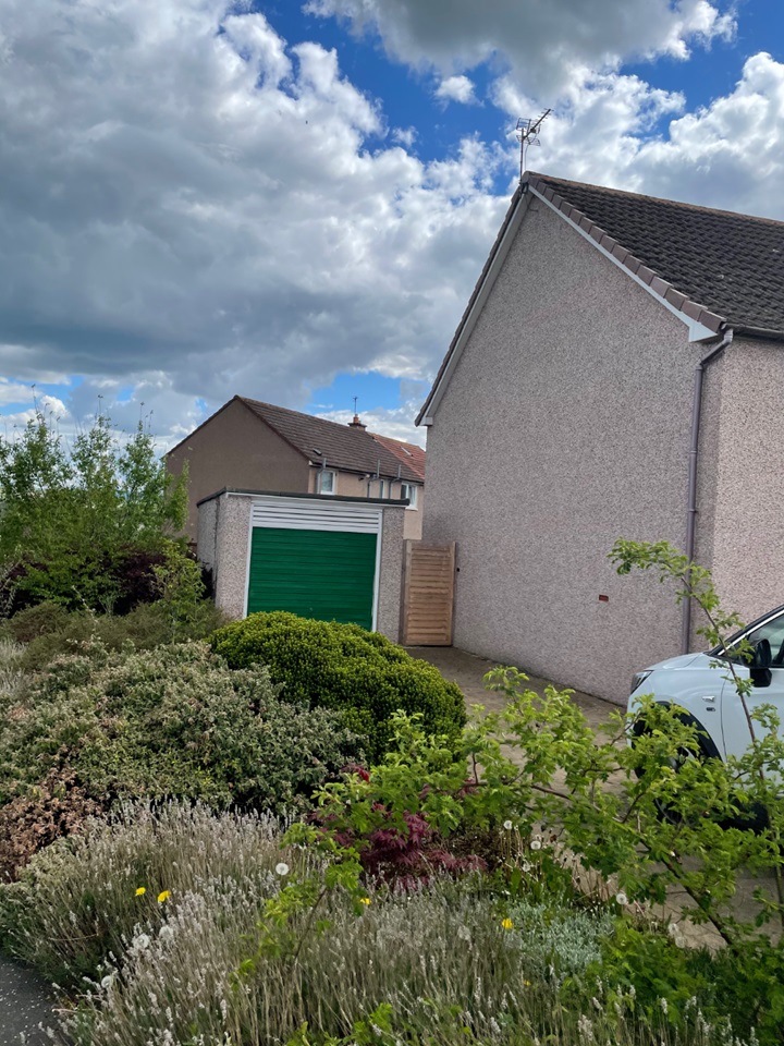 Bonnyrigg 2 Bed Bungalow, Pendreich Avenue, EH19 To Rent Now for £