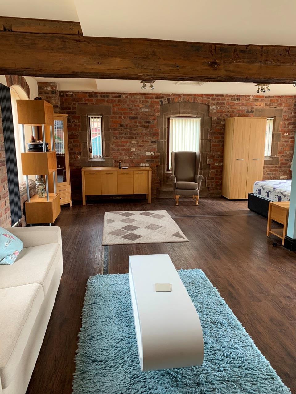 Broomhall, Nantwich Studio Flat, Heatley Lane, CW5 To Rent Now for