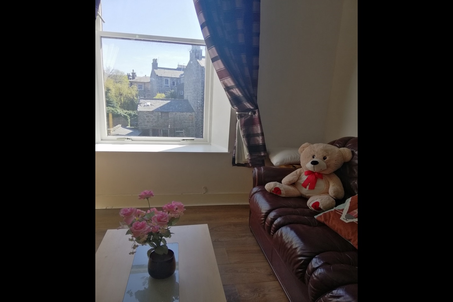 Aberdeen 2 Bed Flat, Ashvale Place, AB10 To Rent Now for £595.00 p/m