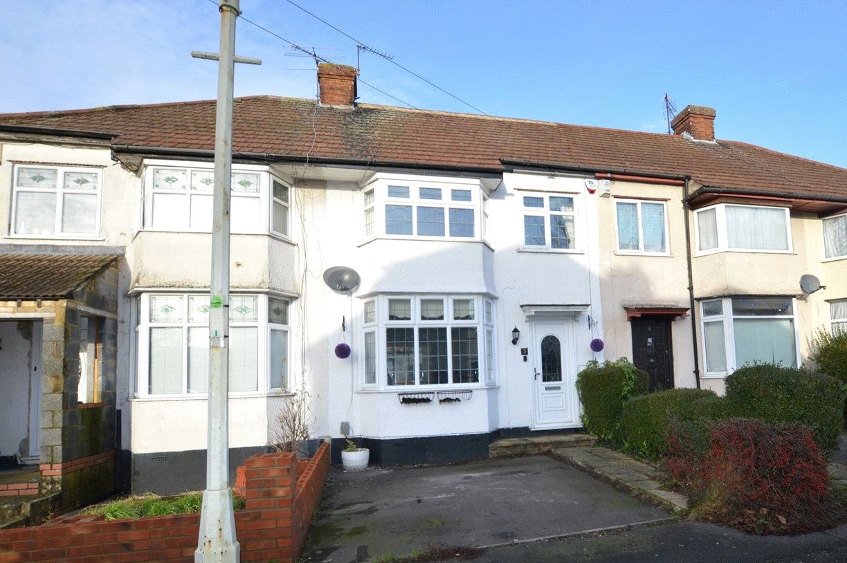 Dunstable 3 Bed Terraced House, Ridgeway Drive, LU5 To Rent Now for £1,200.00 p/m