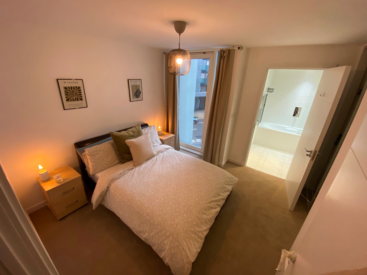 Salford 2 Bed Flat, Spectrum Block 11, M3 To Rent Now for £1,325.00 p/m