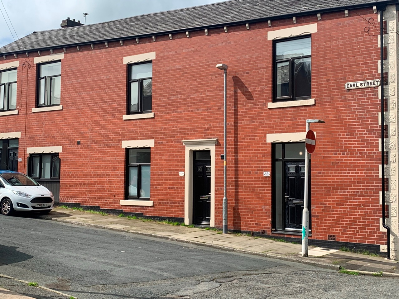 Clayton Le Moors, Accrington 2 Bed Flat, Earl Street, BB5 To Rent