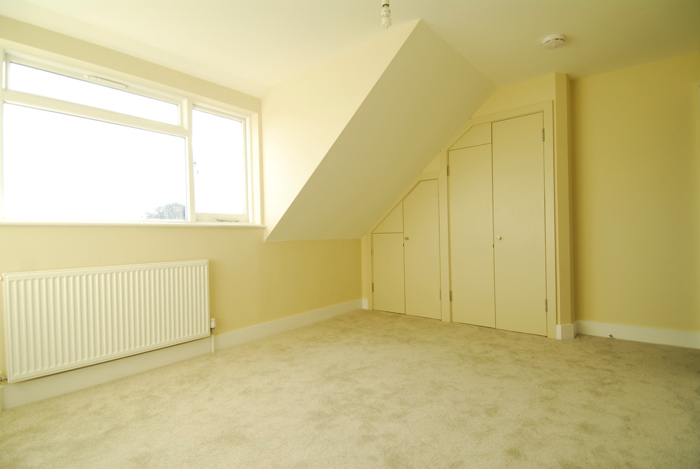 London 2 Bed Flat, Filey Avenue, N16 To Rent Now for £1,995.00 p/m