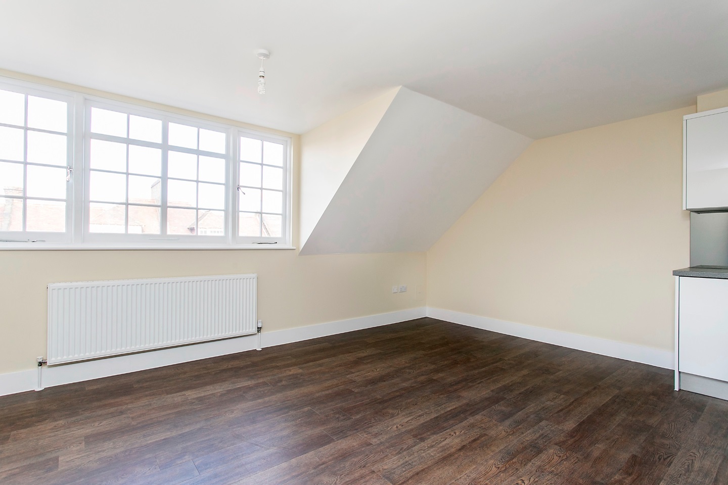 London 2 Bed Flat, Filey Avenue, N16 To Rent Now for £1,995.00 p/m