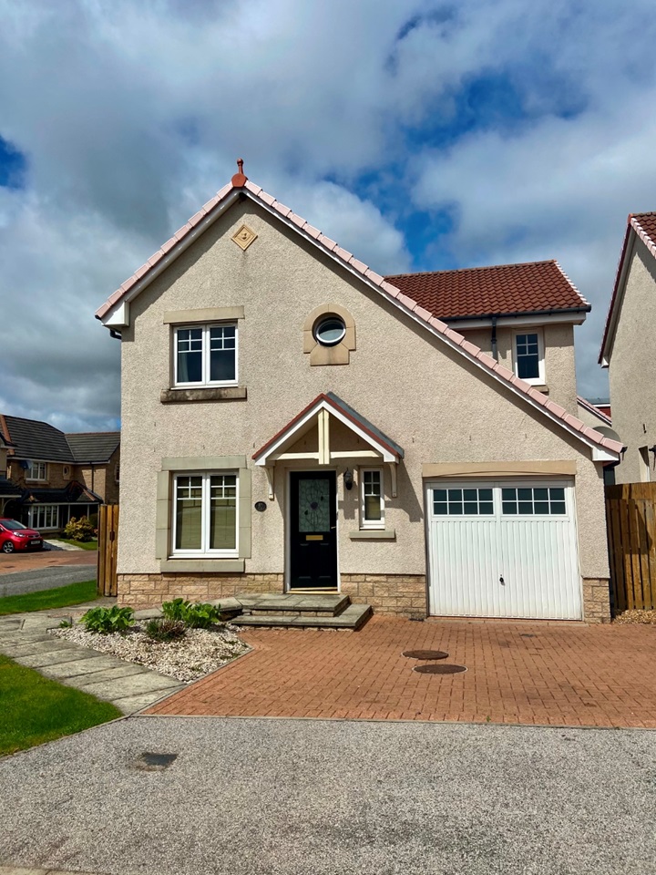 Elrick, Westhill 4 Bed Detached House, Carnie Avenue, AB32 To Rent