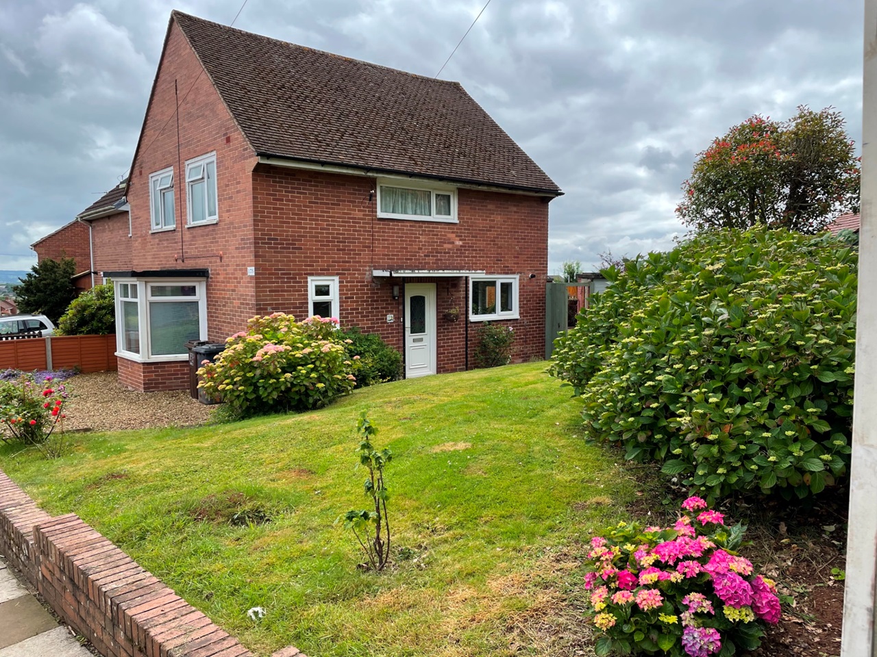 Stoke Hill, Exeter 3 Bed SemiDetached House, Mincinglake Road, EX4