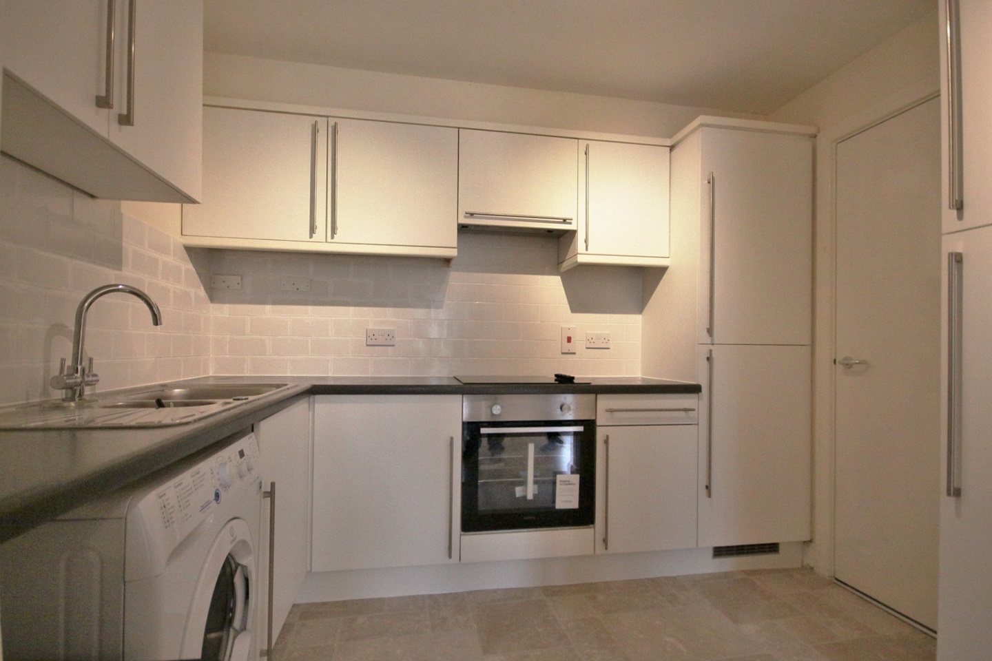 London 2 Bed Flat, Kempton Court, E1 To Rent Now for £1,500.00 p/m