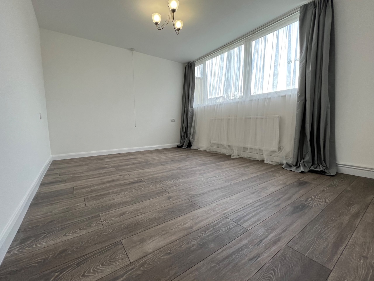Rainham 1 Bed Flat, Lower Mardyke Avenue, RM13 To Rent Now for £