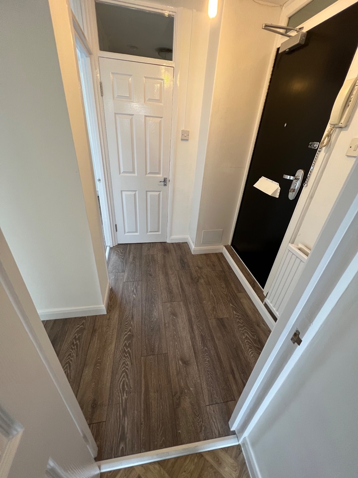 Rainham 1 Bed Flat, Lower Mardyke Avenue, RM13 To Rent Now for £1,200.00 p/m