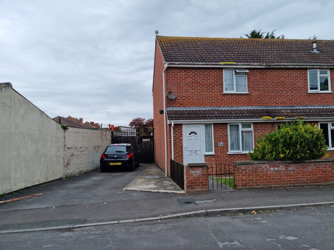 Highbridge 2 Bed SemiDetached House, Grange Avenue, TA9 To Rent