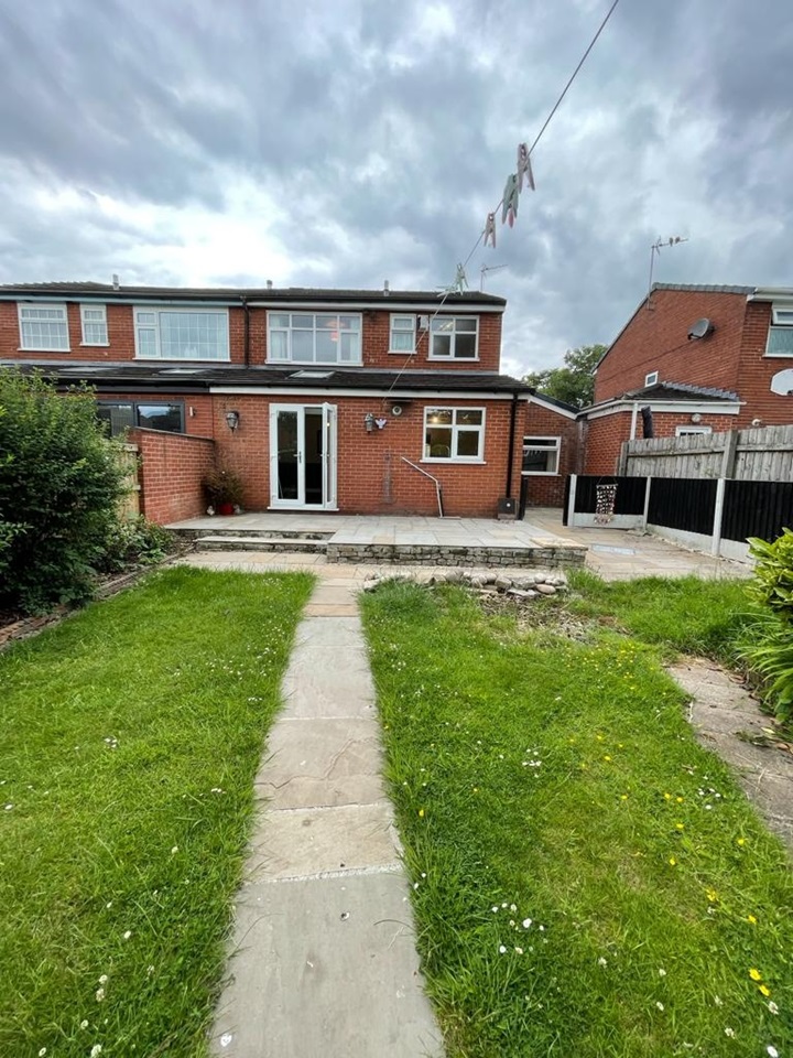 Woolston, Warrington 3 Bed SemiDetached House, Poulton Crescent, WA1