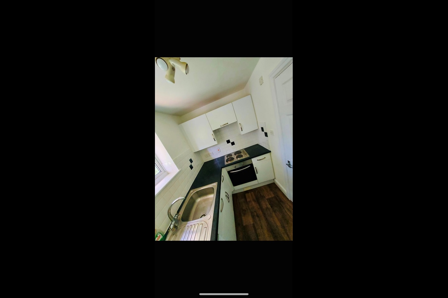 Bruton 1 Bed Flat, Vineys Yard, BA10 To Rent Now for £725.00 p/m