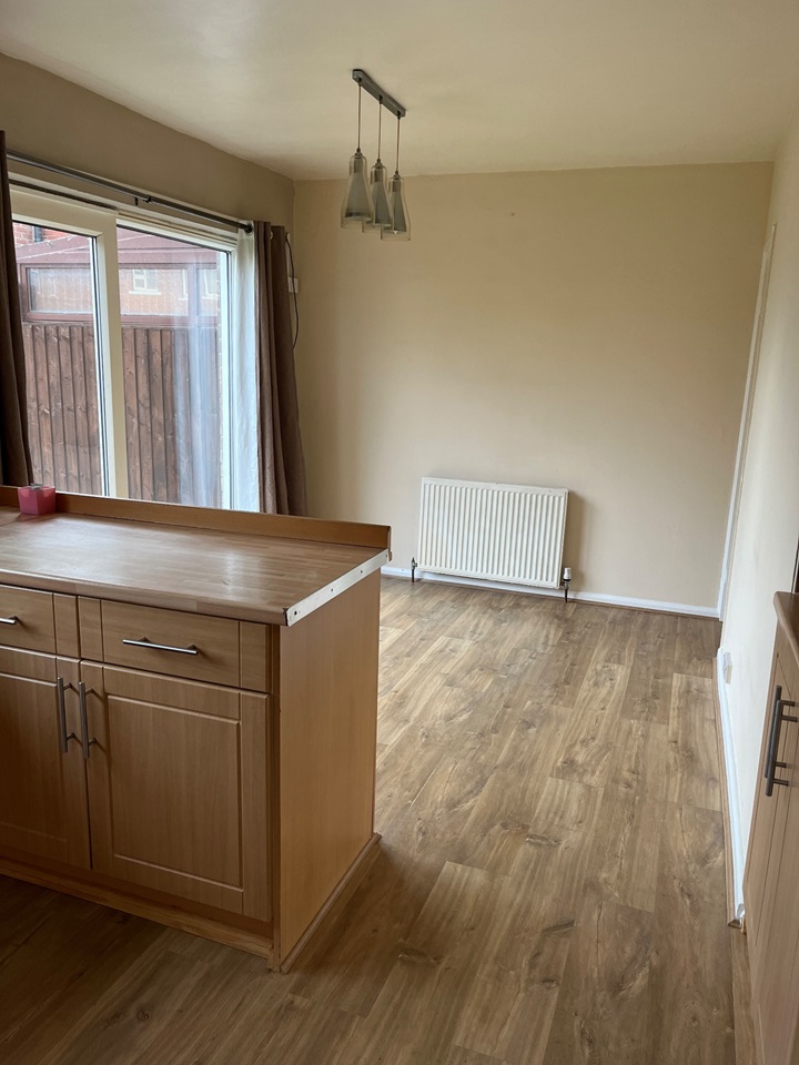 Ossett 3 Bed SemiDetached House, Broadwell Road, WF5 To Rent Now