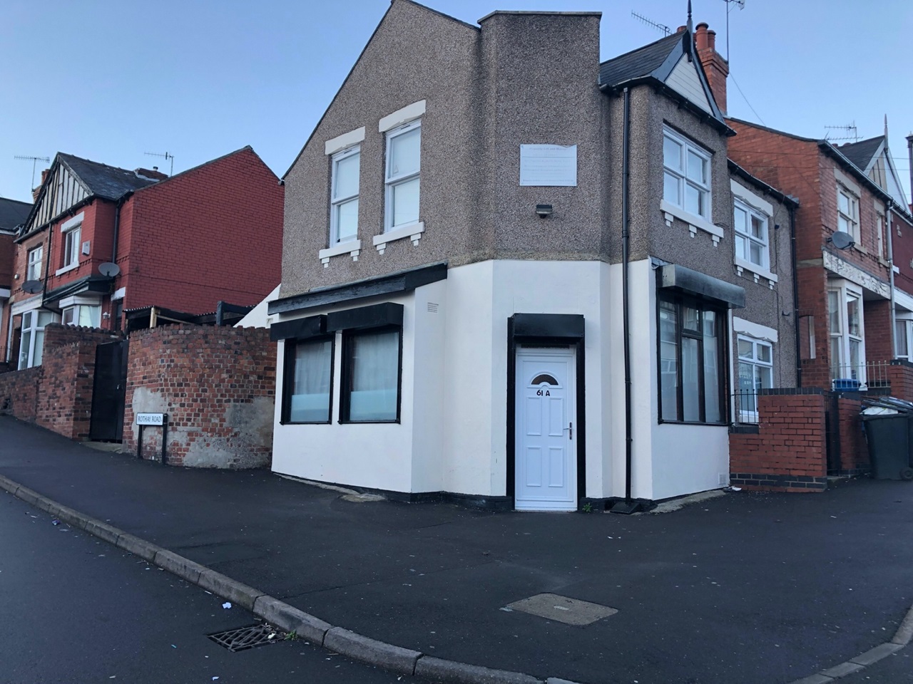 Sheffield 1 Bed Flat, Bills Included Birdwell Rd, S4 To Rent Now for £675.00 p/m