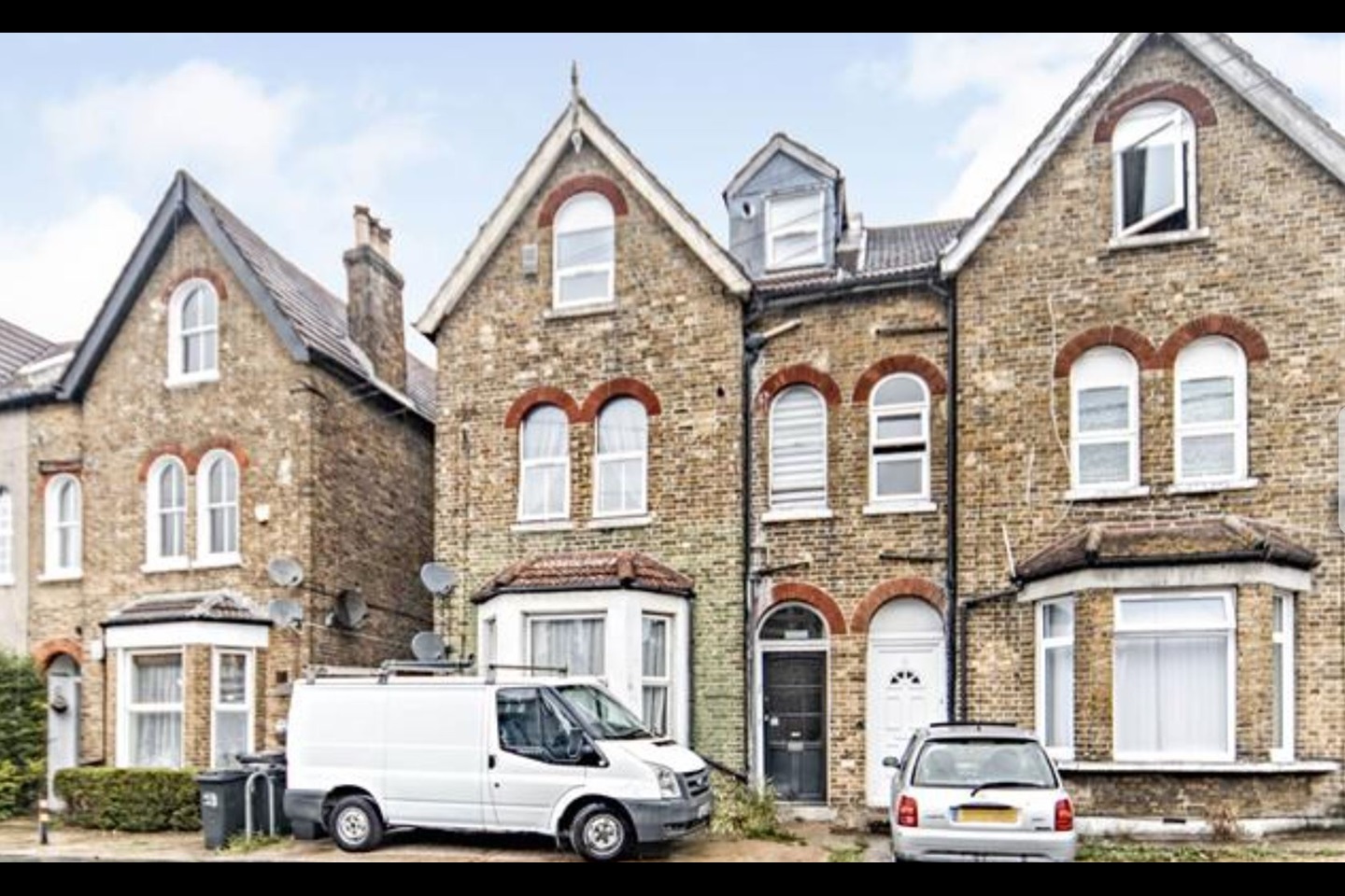 Croydon 1 Bed Flat, Rectory Grove, CR0 To Rent Now for £1,600.00 p/m