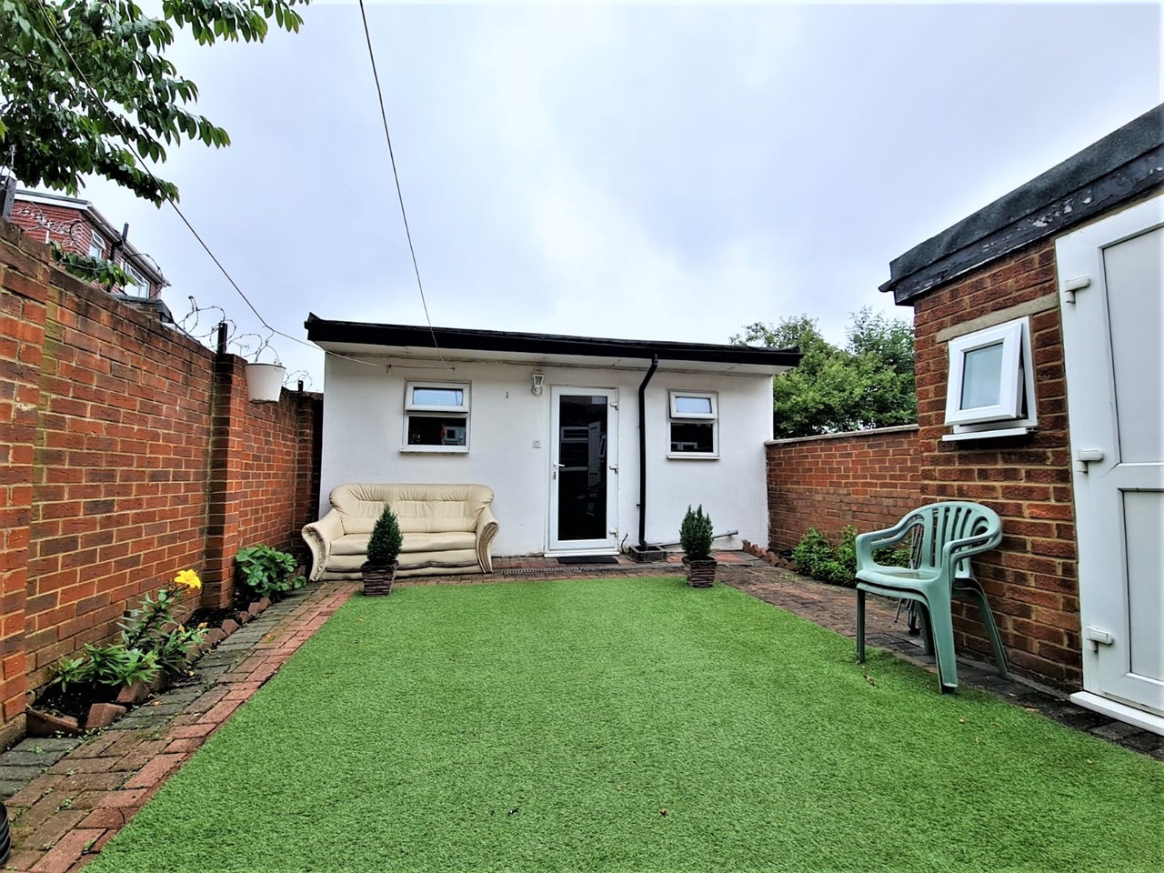 Southall 3 Bed Terraced House, Park Avenue, UB1 To Rent Now for £