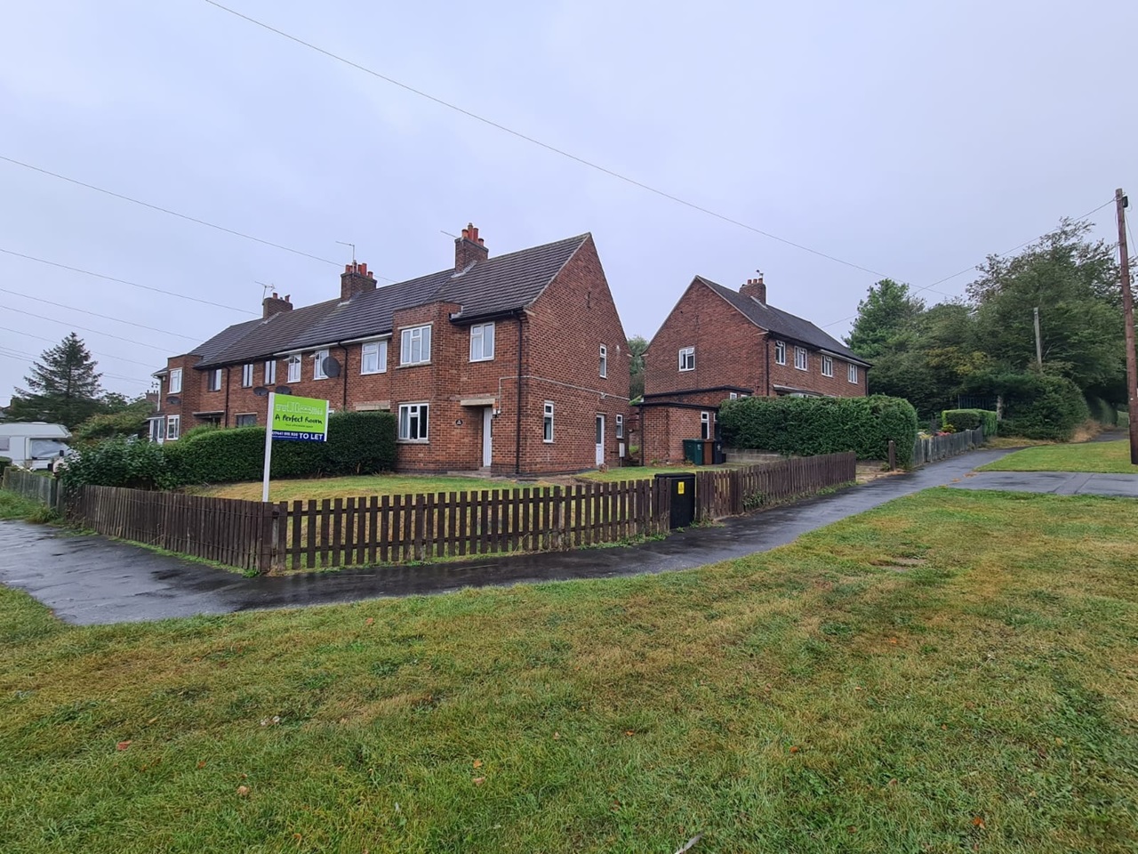 Midway, Swadlincote 3 Bed SemiDetached House, Burton Road, DE11 To