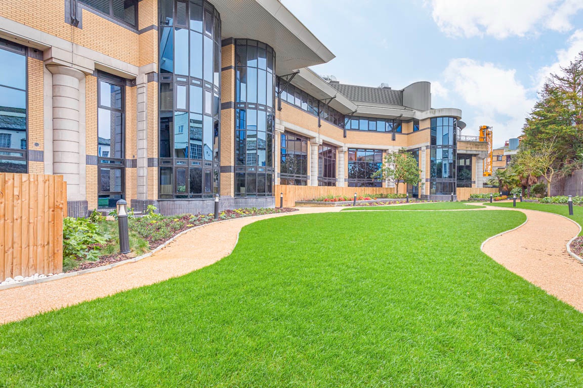 Brentford Studio Flat, Vulcan House, TW8 To Rent Now for £1,250.00 p/m