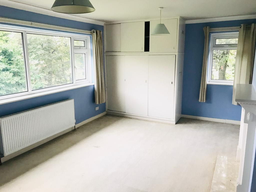 Gomersal, Cleckheaton Room in a Shared House, Spen Lane, BD19 To Rent Now for £330.00 p/m