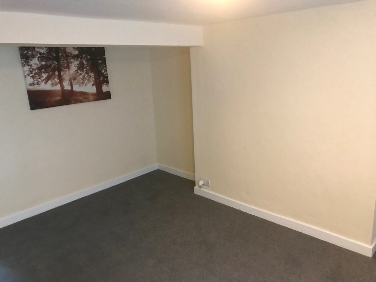 Harrogate Studio Flat, East Parade, HG1 To Rent Now for £650.00 p/m