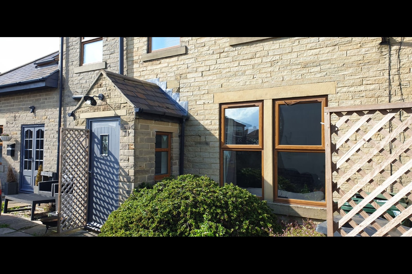Scholes, Cleckheaton 3 Bed SemiDetached House, Providence Street
