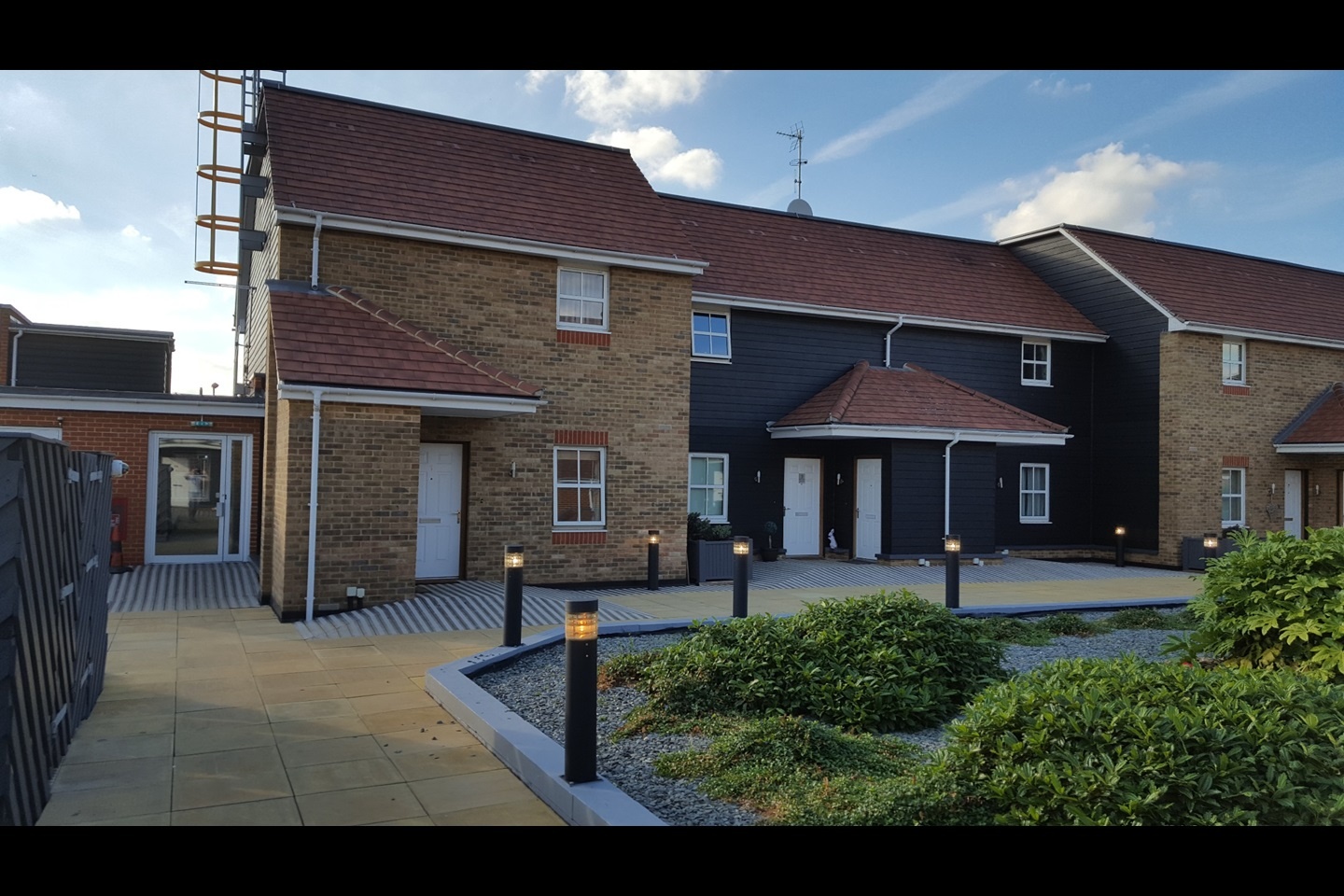 Romford 2 Bed Flat, Nayland Court, RM1 To Rent Now for £1,250.00 p/m