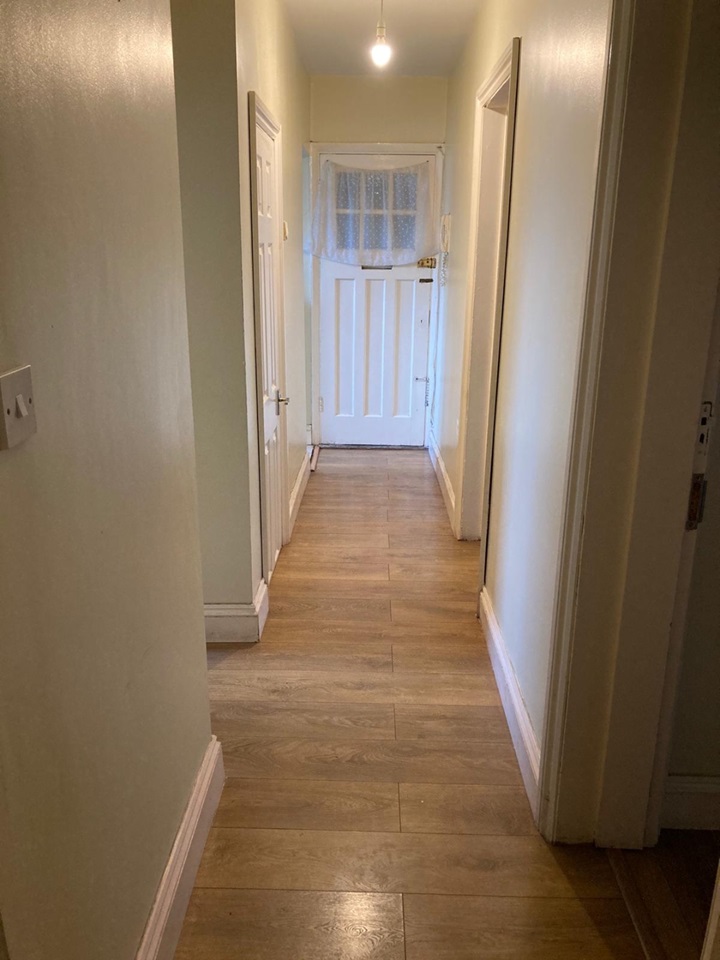 London 2 Bed Flat, Parkland Court, TW5 To Rent Now for £1,550.00 p/m