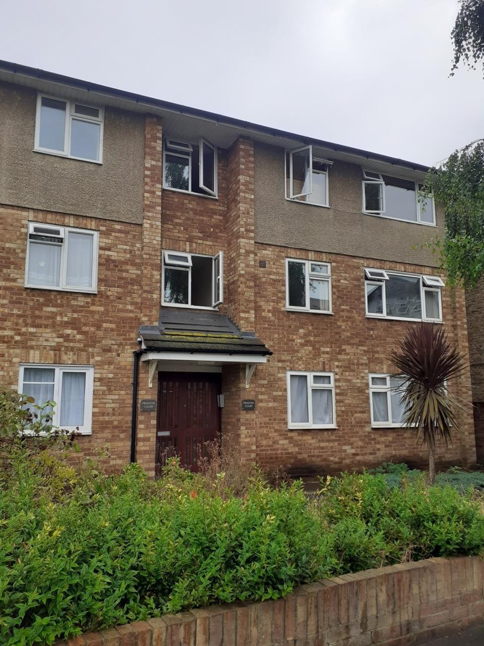 Hounslow 2 Bed Flat, Meadow Court, TW3 To Rent Now for £1,525.00 p/m