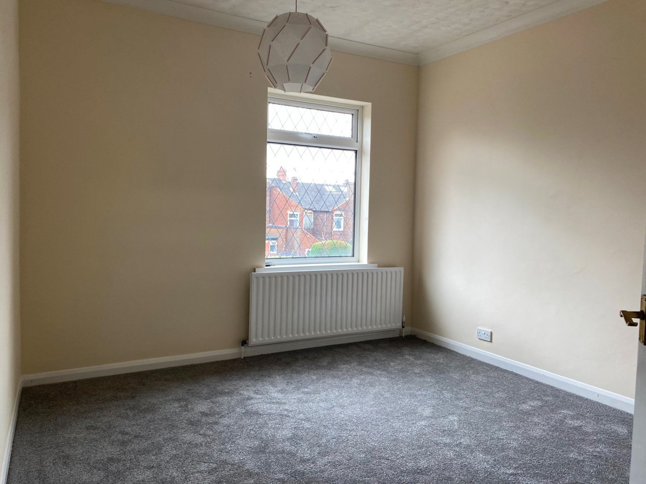 NewcastleUnderLyme 2 Bed Terraced House, Sparrow Terrace, ST5 To