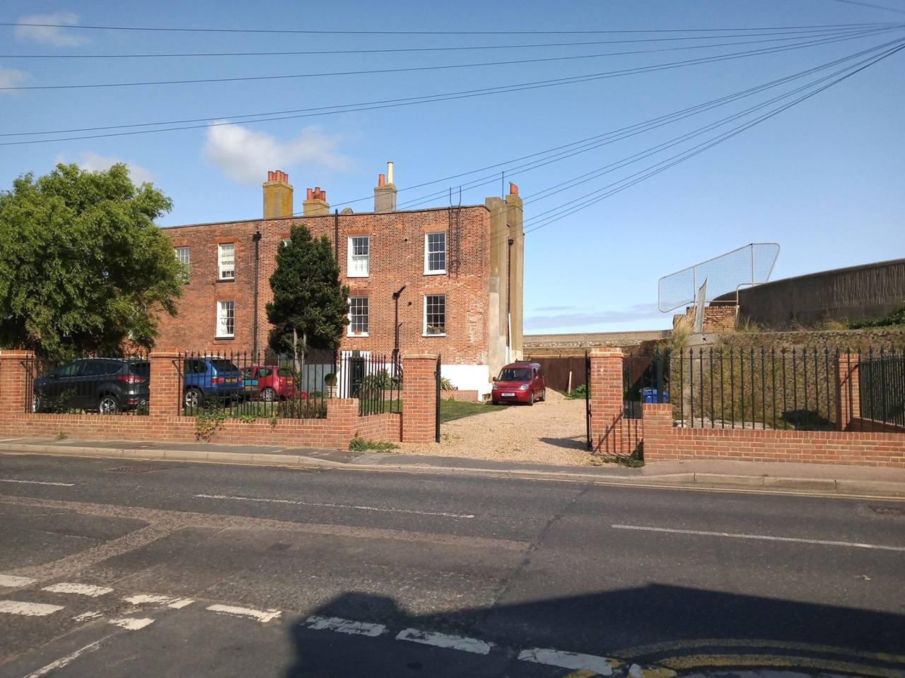 Sheerness 2 Bed Flat, Marine Parade, ME12 To Rent Now for £900.00 p/m