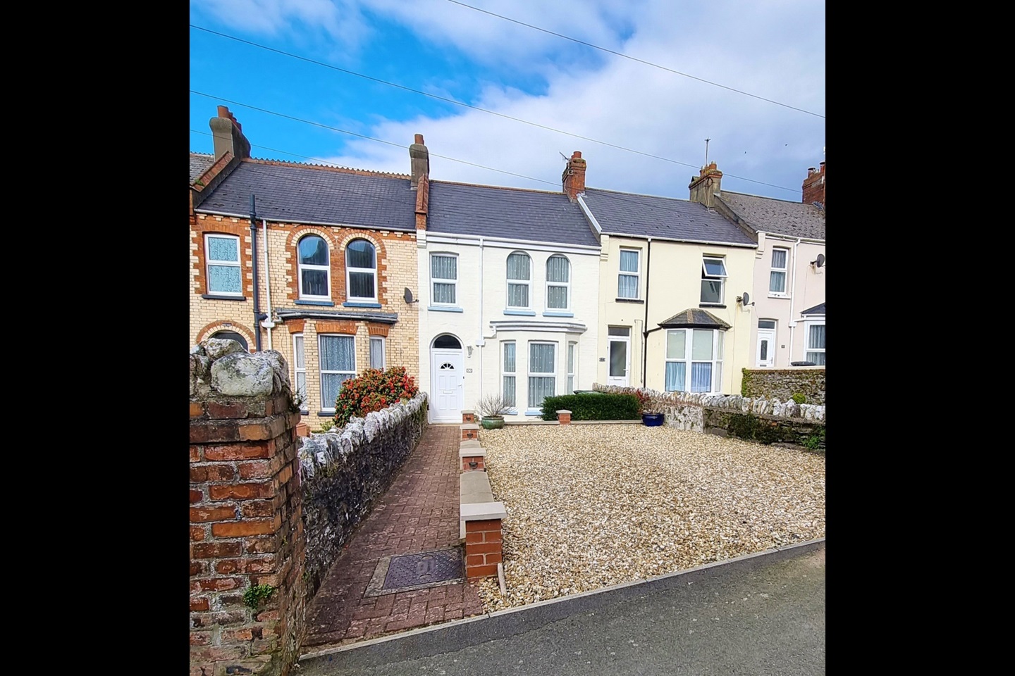 3 Bed Terraced House, Road, EX34 To Rent