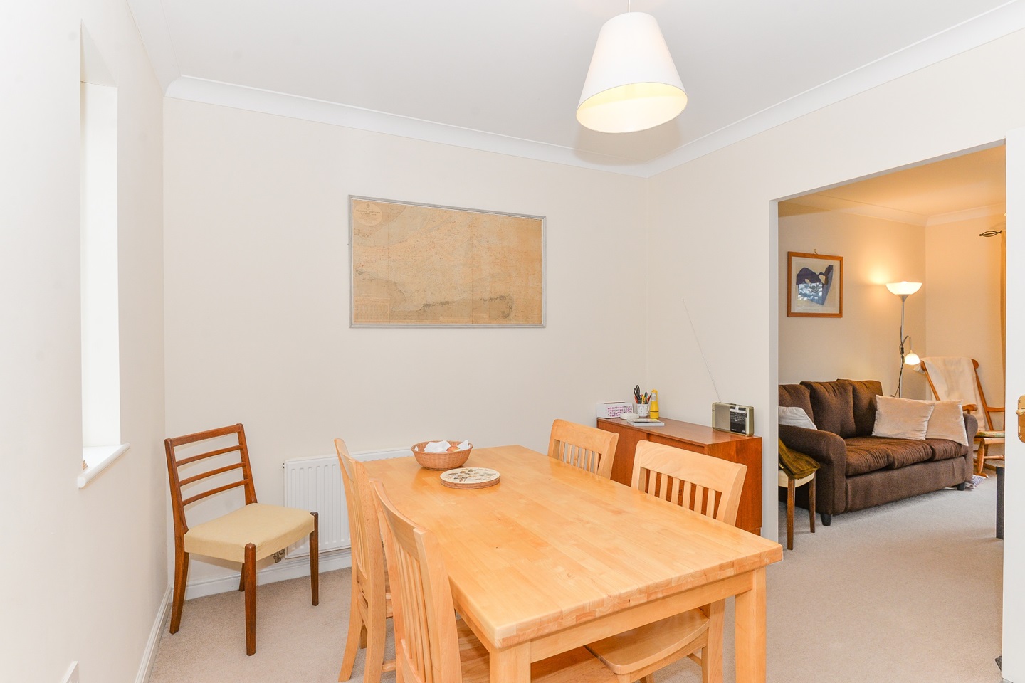 Royston 2 Bed Flat, Pippin Grove, SG8 To Rent Now for £1,100.00 p/m