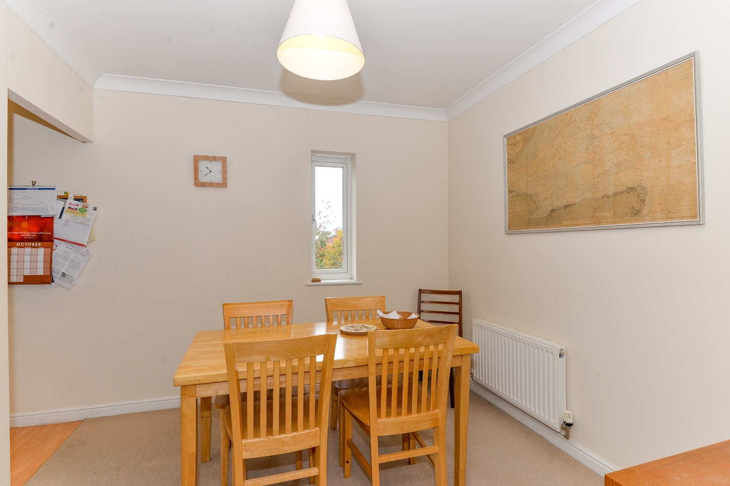 Royston 2 Bed Flat, Pippin Grove, SG8 To Rent Now for £1,100.00 p/m