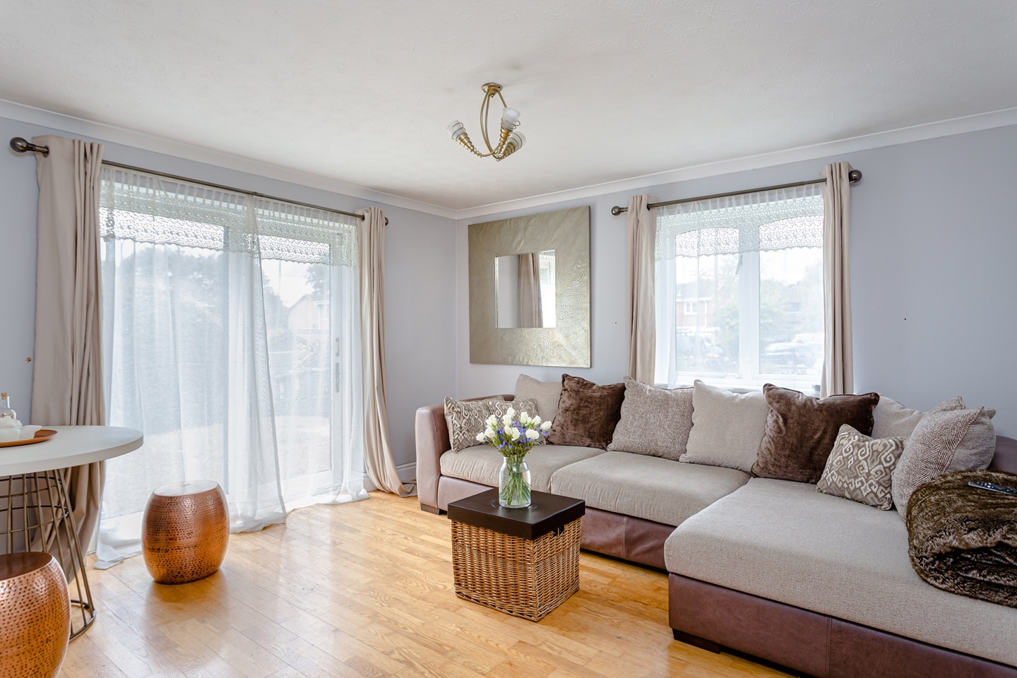 Hemel Hempstead 1 Bed Flat, Holme Place, HP2 To Rent Now for £1,000