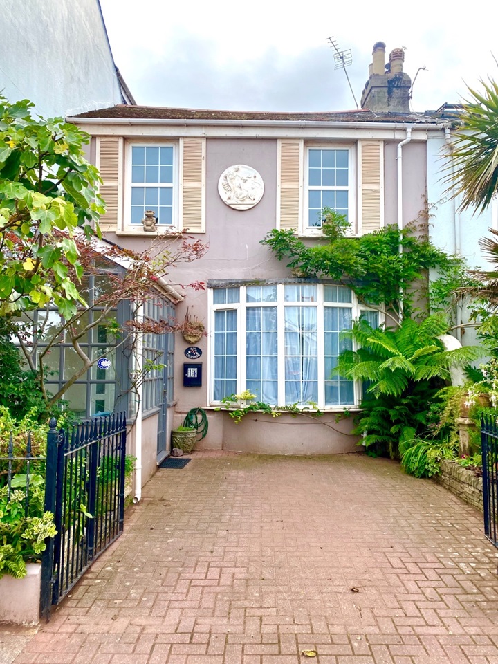 Shaldon, Teignmouth 3 Bed Terraced House, Strand, TQ14 To Rent Now