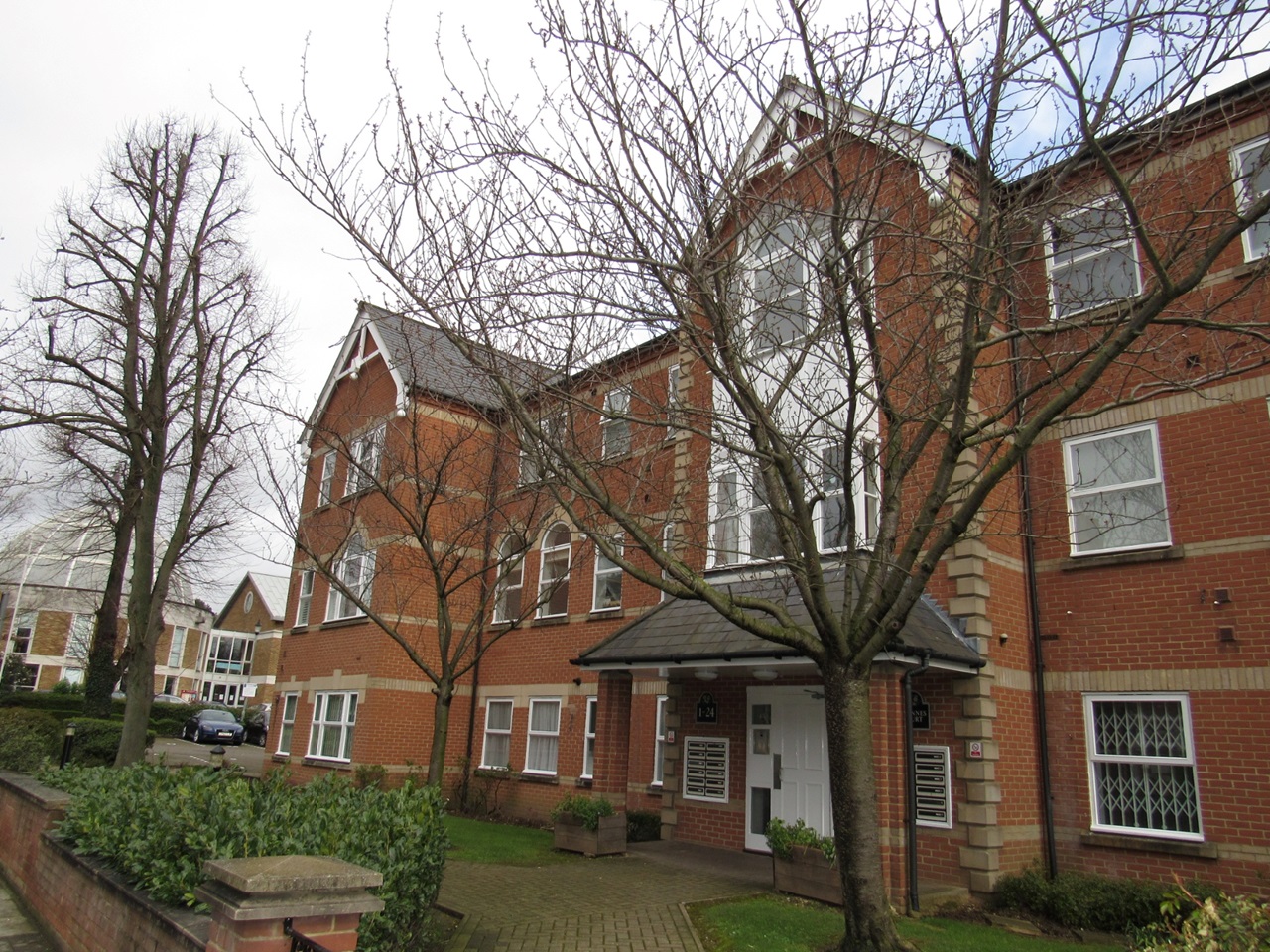London 2 Bed Flat St Annes Court NW6 To Rent Now for £2 100 00 p/m London 2 Bed Flat St Annes Court NW6 To Rent Now for £2 100 00 p/m