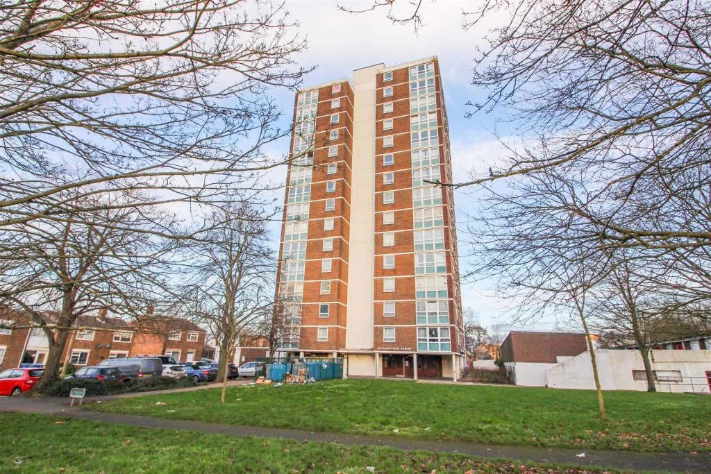 Harlow 1 Bed Flat, Willowfield, CM18 To Rent Now for £860.00 p/m